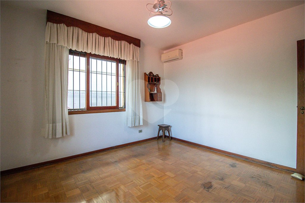 Sobrado à venda com 3 quartos, sendo 1 suíte,  em Brooklin Velho, São Paulo, SP