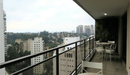 Apartamento à venda com 3 quartos, sendo 2 suítes,  em Real Parque, São Paulo, SP
