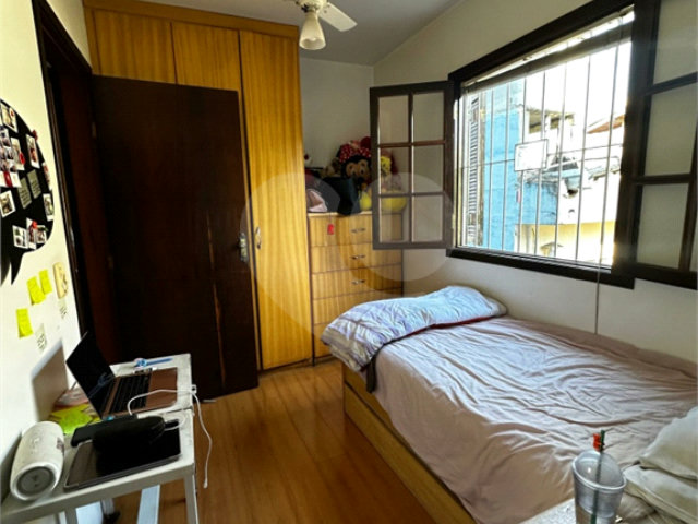 Sobrado à venda com 3 quartos, sendo 1 suíte,  em Vila Sônia, São Paulo, SP