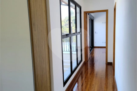 Casa à venda ou para alugar com 4 suítes no condomínio Itaporã, Atibaia - SP