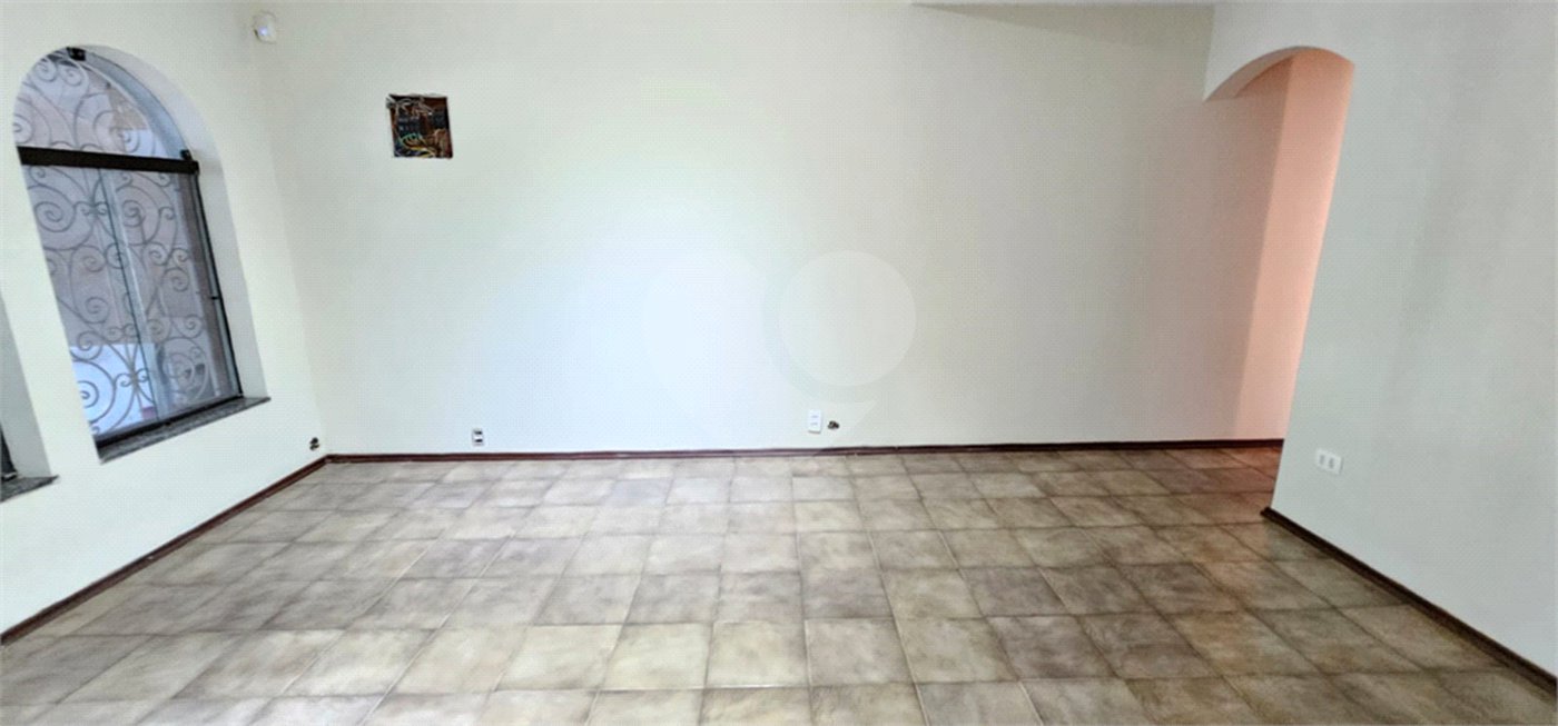 Sobrado à venda com 3 quartos, sendo 1 suíte,  em Jardim Humaitá, São Paulo, SP