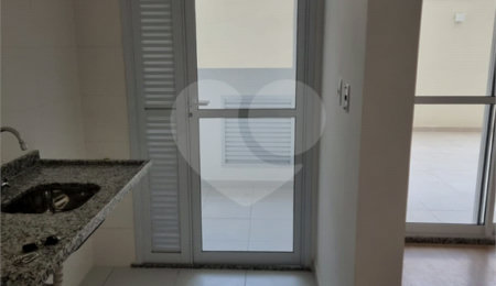Apartamento à venda com 2 quartos, sendo 1 suíte,  em Vila Guilherme, São Paulo, SP