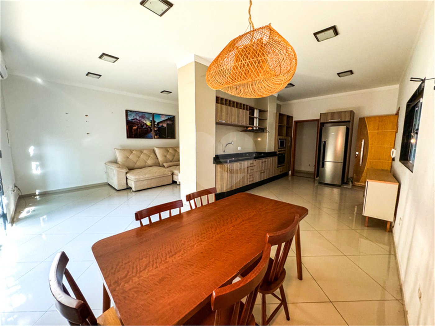 Casa à venda com 3 quartos, sendo 1 suíte, em Jardim Paranapunga, Três Lagoas, MS