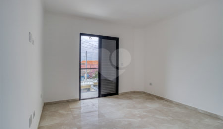 Sobrado à venda com 3 quartos, sendo 1 suíte,  em Campo Grande, São Paulo, SP