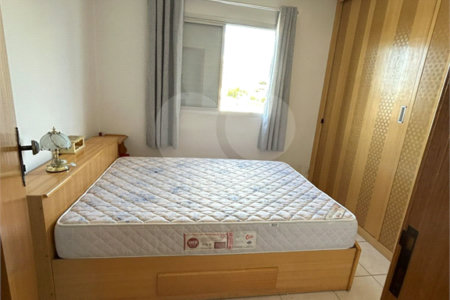Apartamento à venda com 2 quartos em Jardim Esmeralda, São Paulo, SP