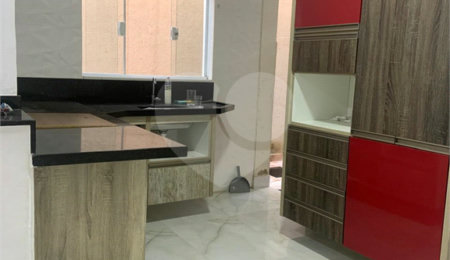 Casa em condomínio à venda com 2 quartos, sendo 1 suíte,  em Conjunto Bom Pastor, Mogi das Cruzes, SP