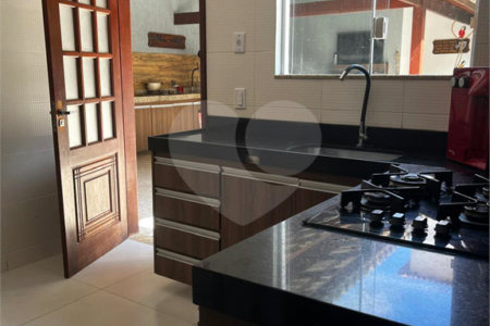 Casa à venda com 4 quartos, sendo 2 suítes, em Peró, Cabo Frio, RJ