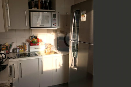Apartamento à venda com 4 quartos, sendo 2 suítes, em Vila Olímpia, São Paulo, SP
