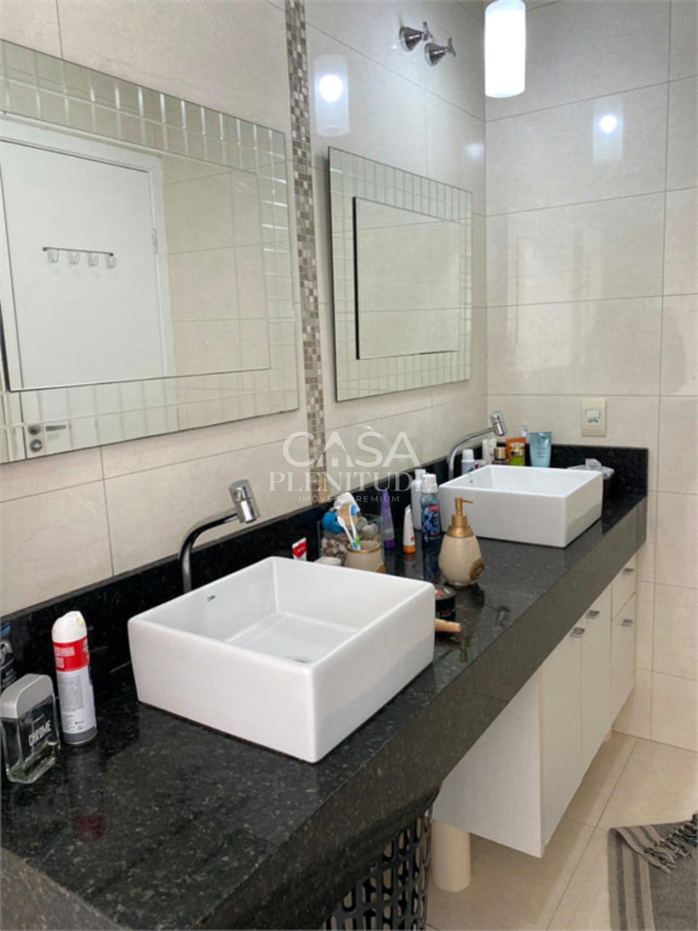Casa em condomínio à venda com 3 quartos, sendo 1 suíte, em Parque Esplanada, Votorantim, SP