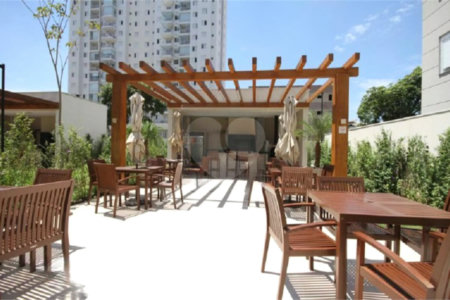Apartamento à venda com 2 quartos em Cambuci, São Paulo, SP