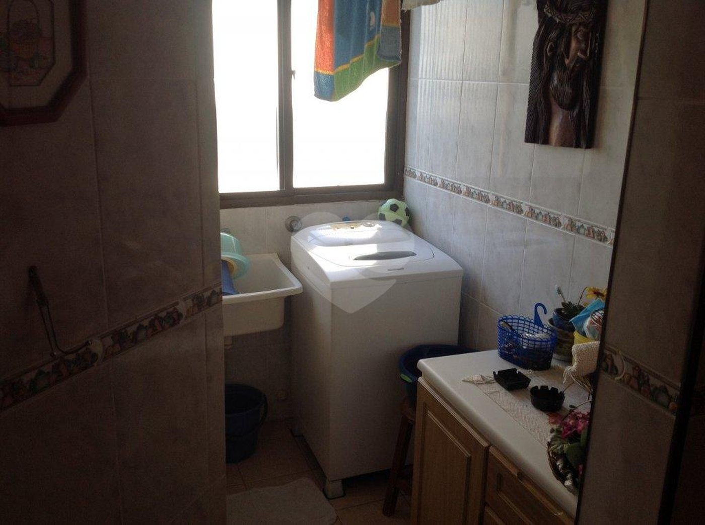 Apartamento à venda com 2 quartos, sendo 1 suíte, em Vila Luis Antônio, Guarujá, SP