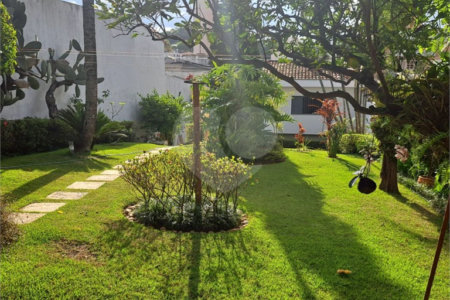 Casa Térrea à venda com 3 quartos, sendo 2 suítes,  em Vila Oliveira, Mogi das Cruzes, SP