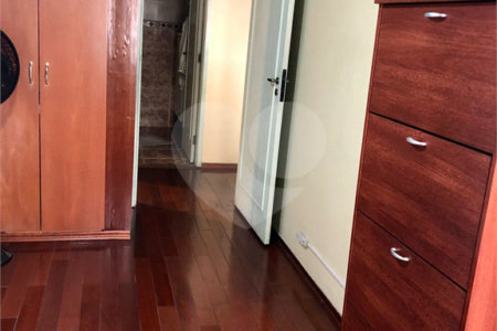 Apartamento à venda com 3 quartos, sendo 1 suíte, em Paraíso, São Paulo, SP