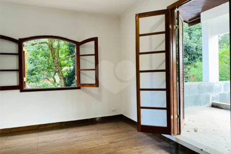 Casa à venda com 4 suítes em Interlagos, São Paulo, SP
