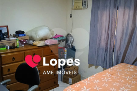 Casa à venda com 2 quartos, sendo 1 suíte, no condomínio Residencial 400, Rio de Janeiro - RJ