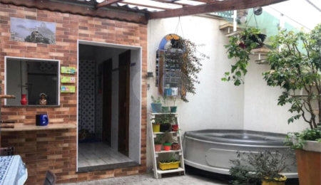 Sobrado à venda com 2 quartos, sendo 1 suíte, em Horto, São Paulo, SP