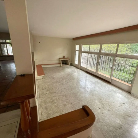 Sobrado à venda com 4 quartos, sendo 1 suíte, em Vila Inah, São Paulo, SP