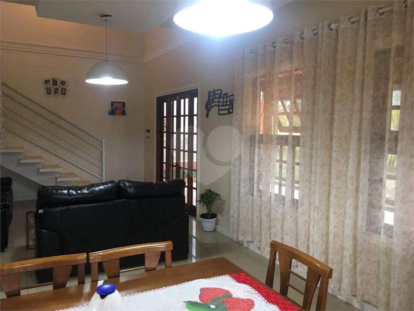 Chácara à venda com 3 quartos, sendo 1 suíte, no Centro, Araçoiaba da Serra, SP
