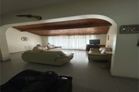 Sítio à venda com 5 quartos, sendo 2 suítes,  em Marmeleiro, São Roque, SP