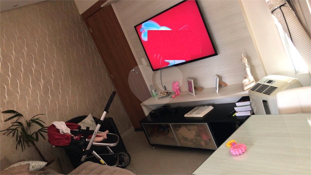 Apartamento no Condomínio Monte Logan.