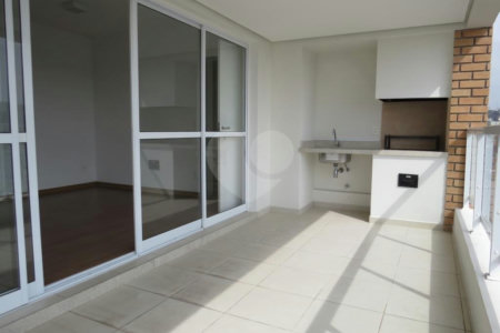 Apartamento à venda com 3 quartos, sendo 1 suíte, em Morumbi, São Paulo, SP