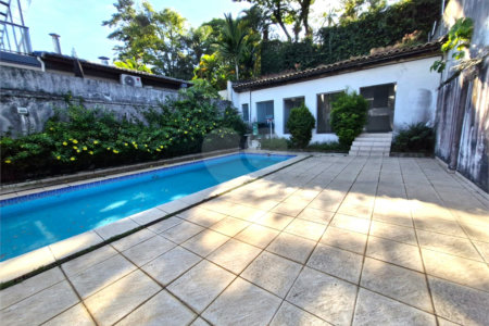 Sobrado à venda ou para alugar com 3 suítes em Jardim dos Estados, São Paulo, SP