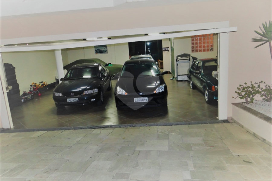 Casa à venda com 4 suítes em Jardim Floresta, São Paulo, SP