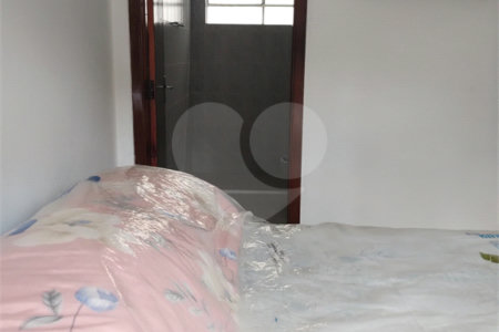 Casa à venda com 3 quartos, sendo 1 suíte,  em Vila Oliveira, Mogi das Cruzes, SP
