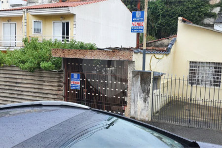 Terreno à venda em Parada Inglesa, São Paulo, SP