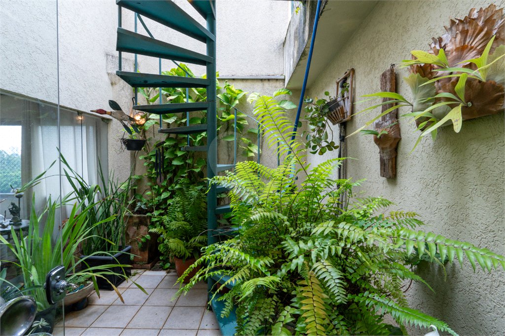 Cobertura à venda com 3 quartos, sendo 1 suíte, em Vila Pirajussara, São Paulo, SP