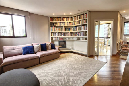 Apartamento à venda com 4 suítes em Moema, São Paulo, SP