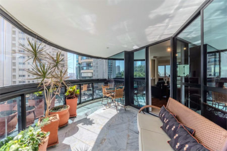 Apartamento à venda com 4 suítes em Paraíso do Morumbi, São Paulo, SP