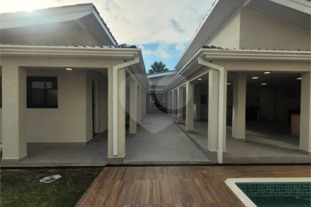 Casa à venda com 4 suítes em Nova Gardênia, Atibaia, SP