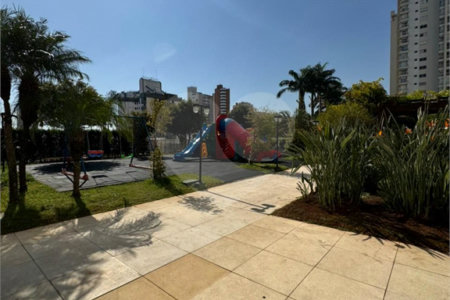 Apartamento para alugar com 4 quartos, sendo 3 suítes,  em Vila Gomes Cardim, São Paulo, SP