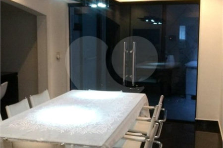Casa à venda com 4 quartos, sendo 1 suíte, em Sacomã, São Paulo, SP