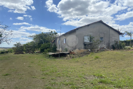 Sítio à venda com 3 quartos, sendo 1 suíte, em Loteamento Vila Central, Elias Fausto, SP