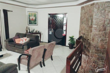 Casa à venda com 6 quartos, sendo 1 suíte,  em Mogi Moderno, Mogi das Cruzes, SP