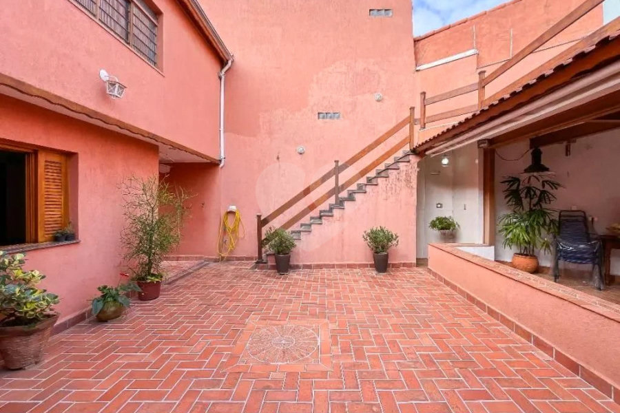 Casa Térrea à venda com 3 quartos, sendo 1 suíte, em Tucuruvi, São Paulo, SP