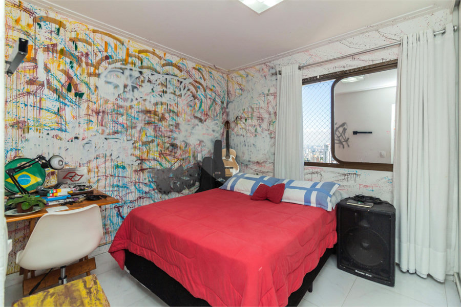 Cobertura à venda com 4 quartos, sendo 3 suítes, em Horto, São Paulo, SP