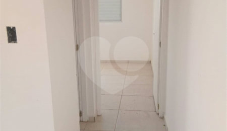Casa à venda com 2 quartos em Jardim dos Ipês, Mairinque, SP