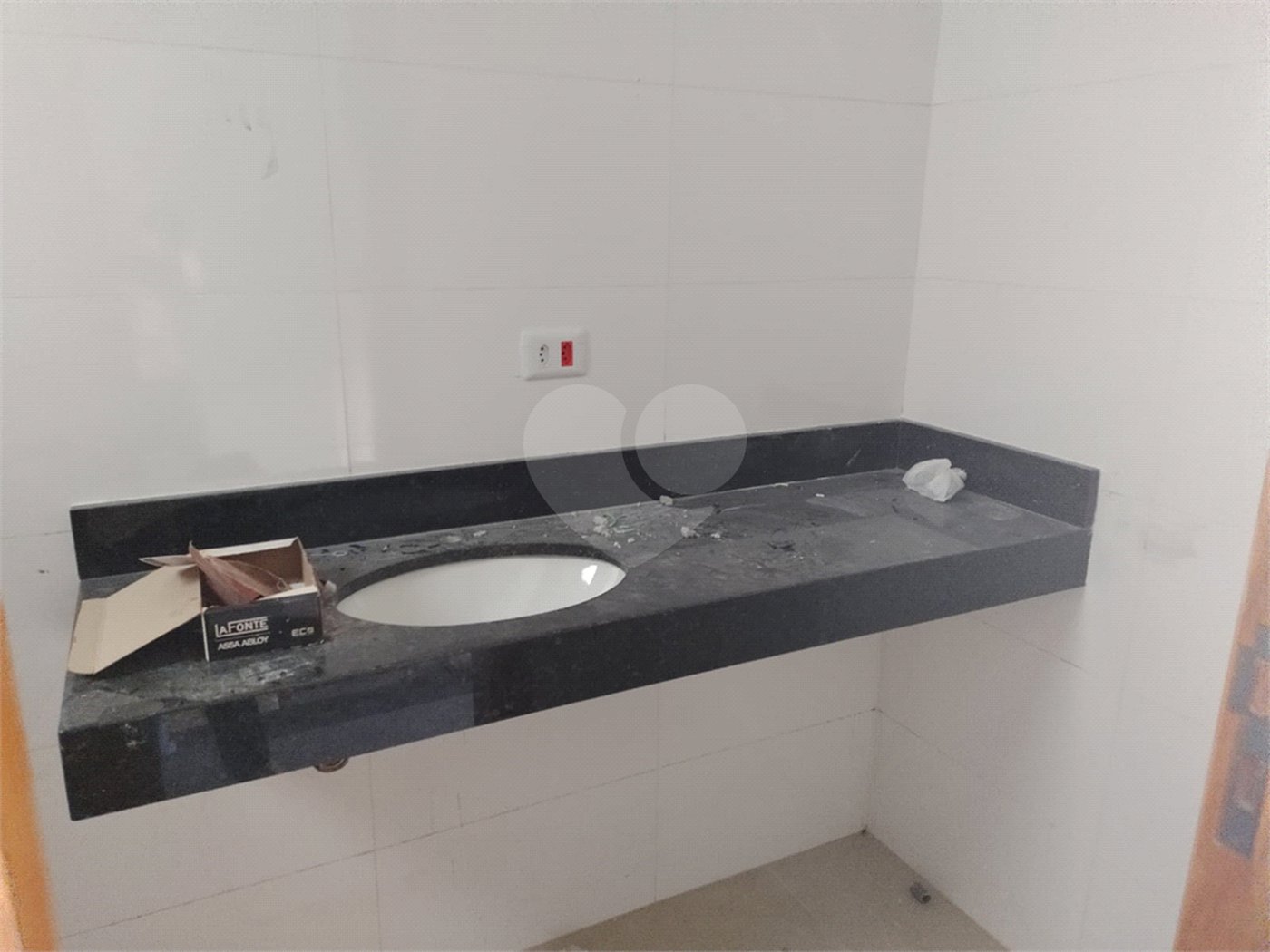 Sobrado à venda com 3 quartos, sendo 1 suíte,  em Campo Grande, São Paulo, SP