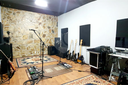 Casa à venda com 3 quartos, sendo 1 suíte, em Ribeirânia, Ribeirão Preto, SP