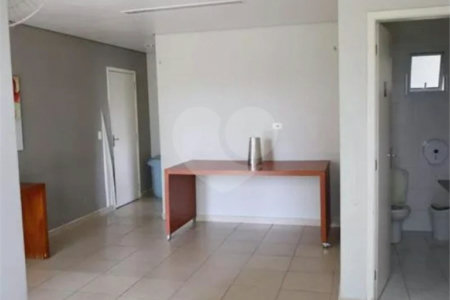 Apartamento à venda com 2 quartos, sendo 1 suíte,  em Interlagos, São Paulo, SP