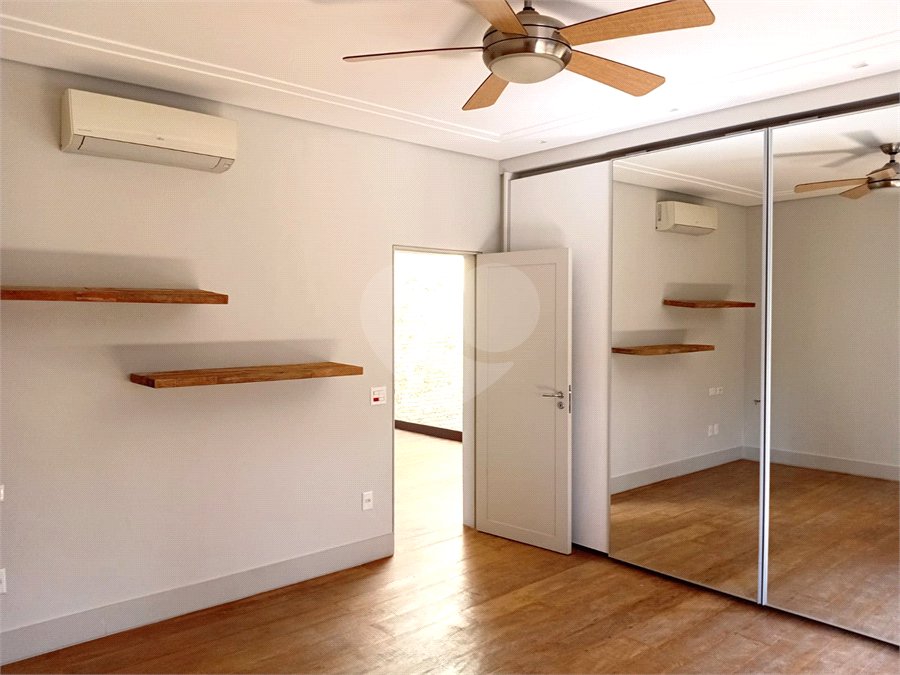 Casa de Vila à venda com 4 suítes em Granja Julieta, São Paulo, SP