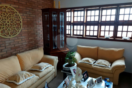 Sobrado à venda com 5 quartos, sendo 4 suítes, em Santa Rosa, Vinhedo, SP