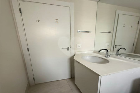 Apartamento à venda ou para alugar com 3 quartos, sendo 1 suíte, em Vila Andrade, São Paulo, SP