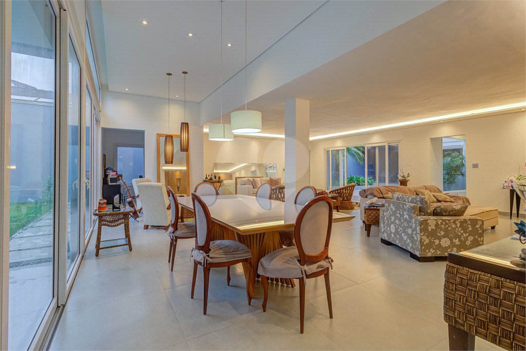 Casa Térrea à venda com 4 suítes em Alto da Boa Vista, São Paulo, SP