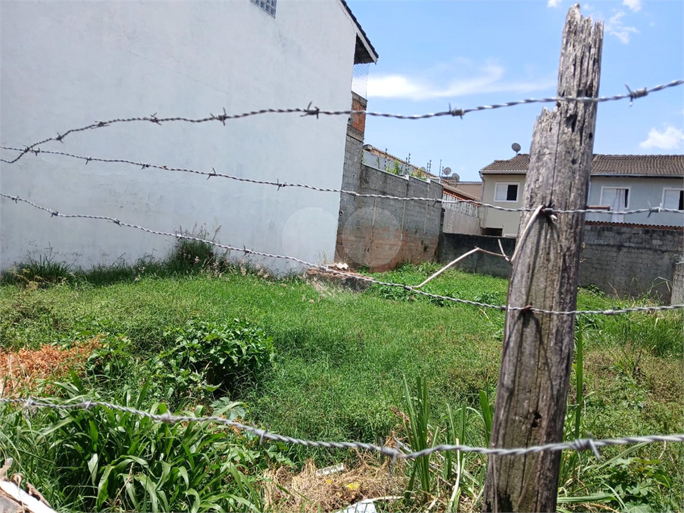 Terreno à venda em Jardim das Palmeiras, Atibaia, SP