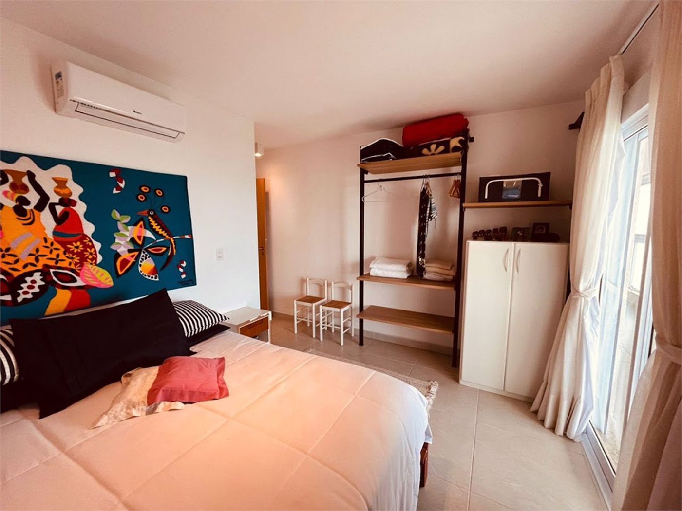 Apartamento Residencial à venda, Jardim Virginia, Guarujá - AP1313.