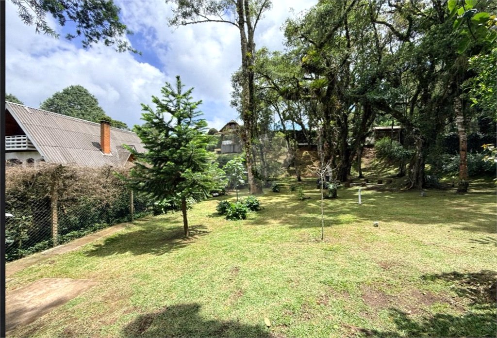 Casa à venda com 4 suítes em Vila Natal, Campos do Jordão, SP